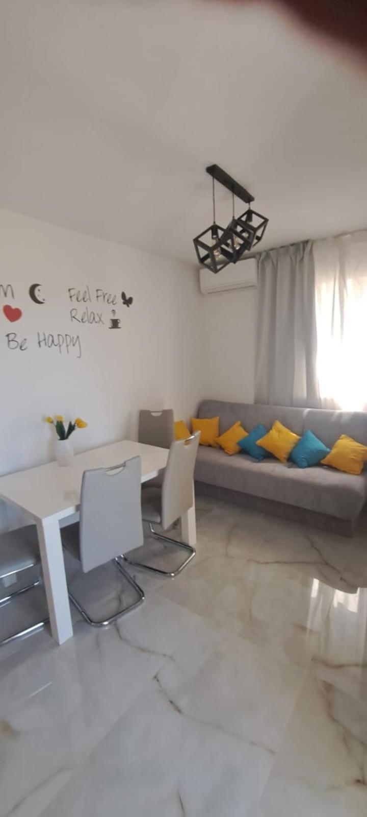 Josip Apartment *